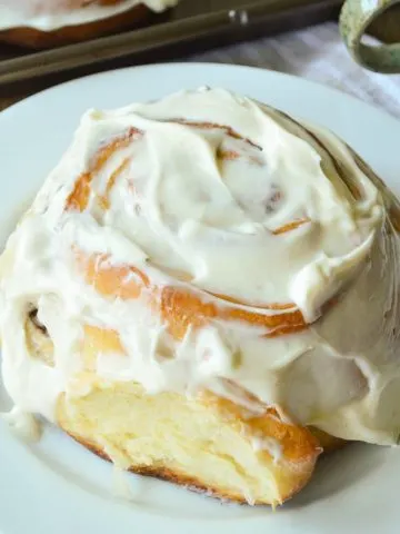 Giant Cinnamon Rolls Recipe