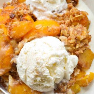 Slow Cooker Boozy Peach Cobbler