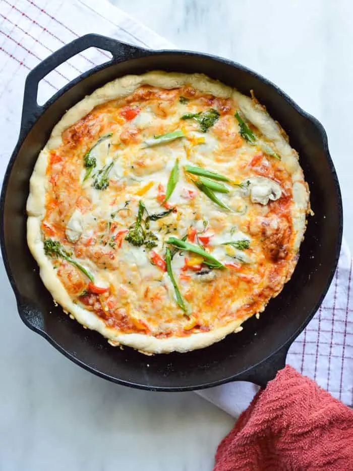 Crispy Cast Iron Skillet Pizza – A Simple Palate