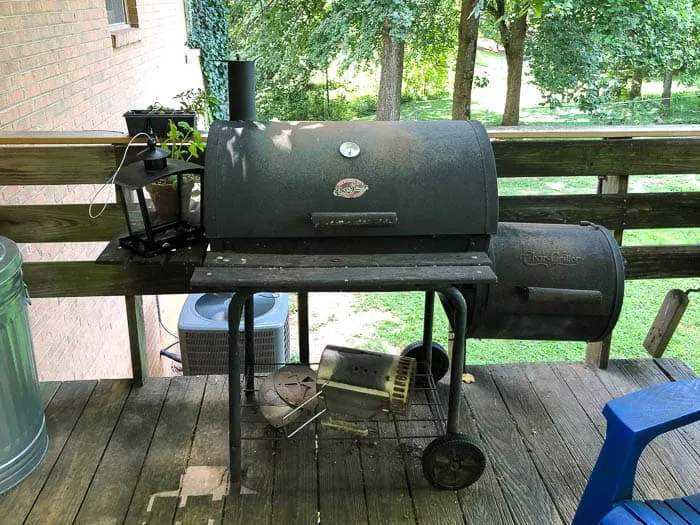 Char-Griller Super Pro charcoal grill, 5 years old and a little bit worse for the wear