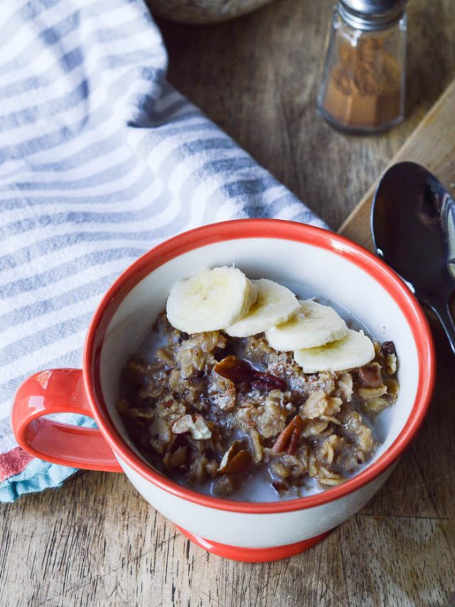 Banana Cinnamon Oatmeal - Sugar Dish Me